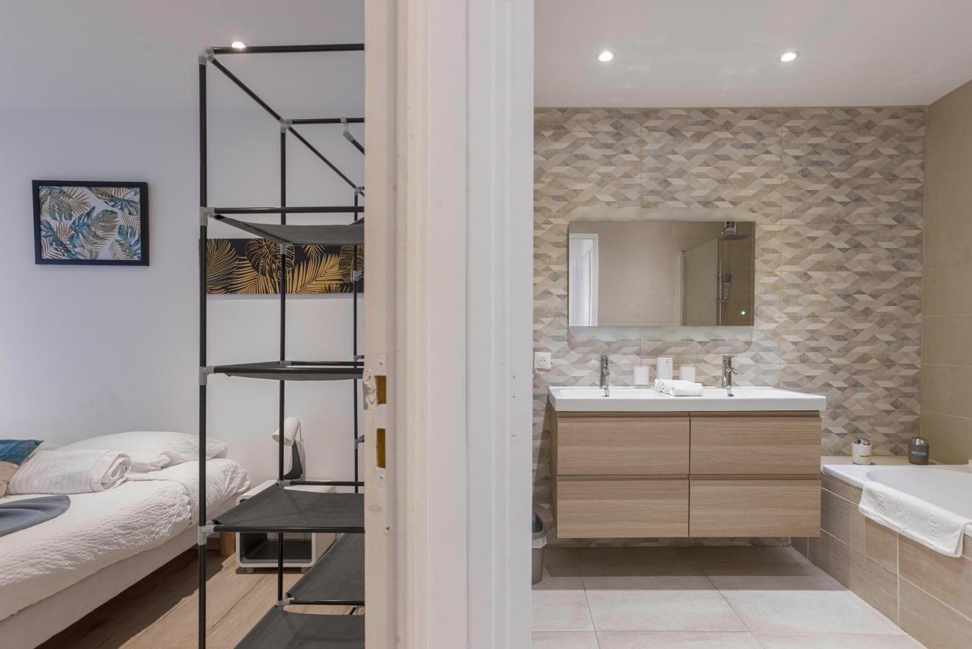 "Casa Nonna" - 16 Mn A Pied Du Palais, Parking Prive, Clim, Ascenseur Διαμέρισμα Κάννες Εξωτερικό φωτογραφία